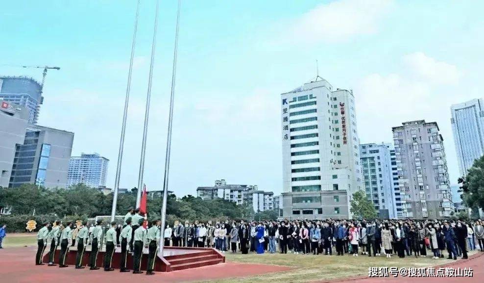 一号营销中心-欢迎您楼盘详情-备案价-户型图@售楼处j9国际万菱情侣湾一号（售楼处）首页网站-万菱情侣湾(图4)